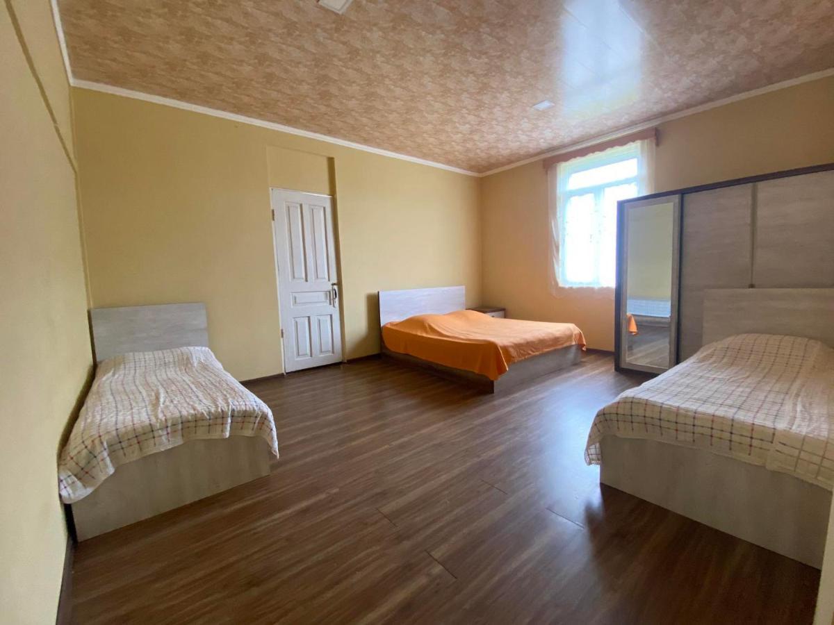 Natia Guest House Kobuleti Bagian luar foto
