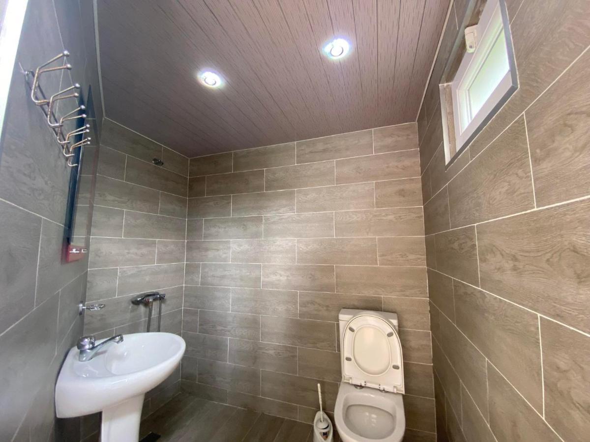 Natia Guest House Kobuleti Bagian luar foto